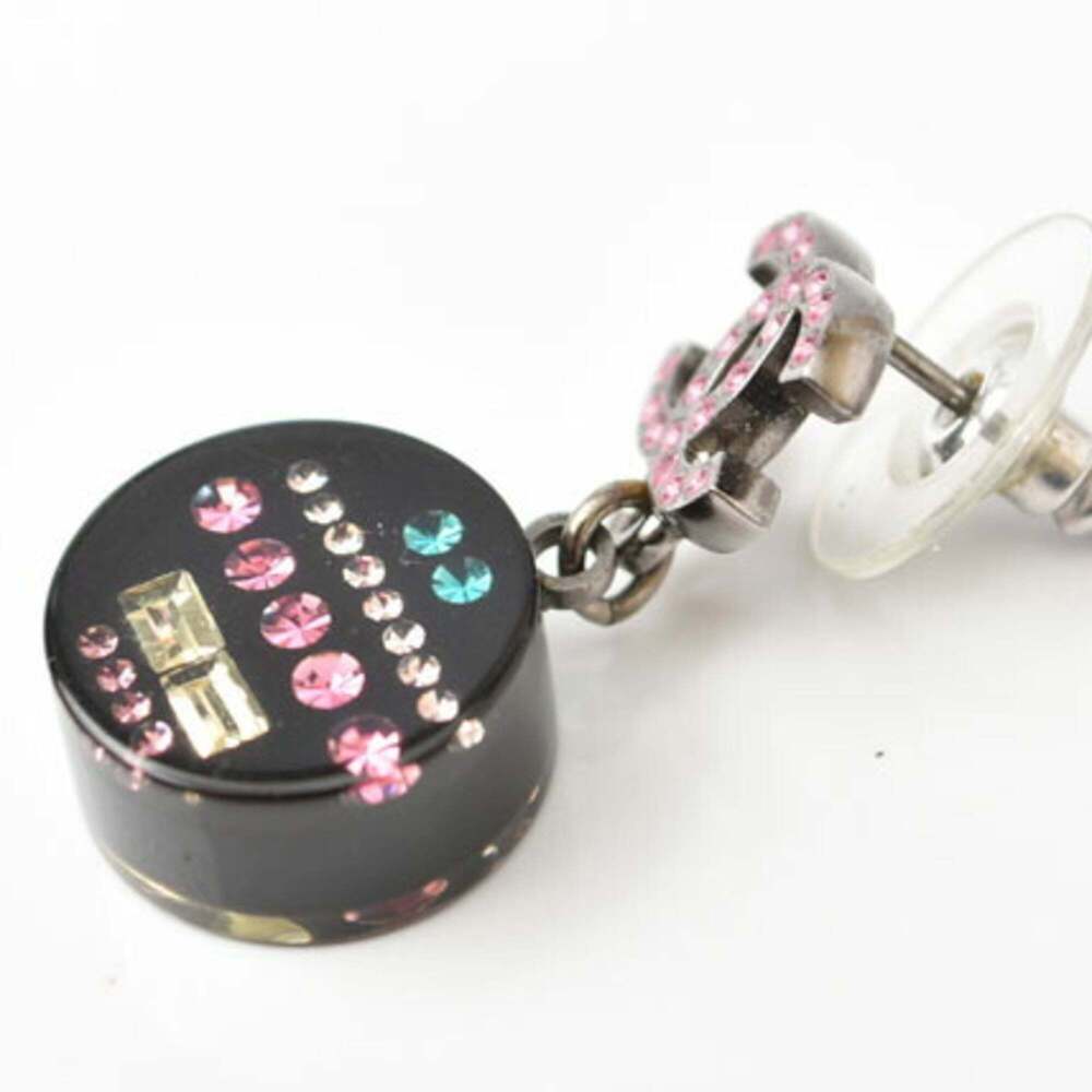 CHANEL Authentic Black Logo Earrings - Picture 4 of 6